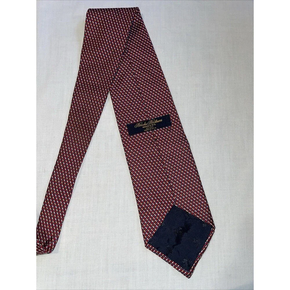 Brooks Brothers Makers Men’s Dress Tie Size 57” Red Striped Silk Business Formal